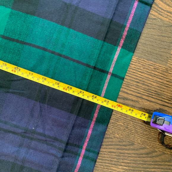 Plaid scarf super soft NEW 82 x 24 green purple pink Gift GAP winter cozy - Picture 5 of 9